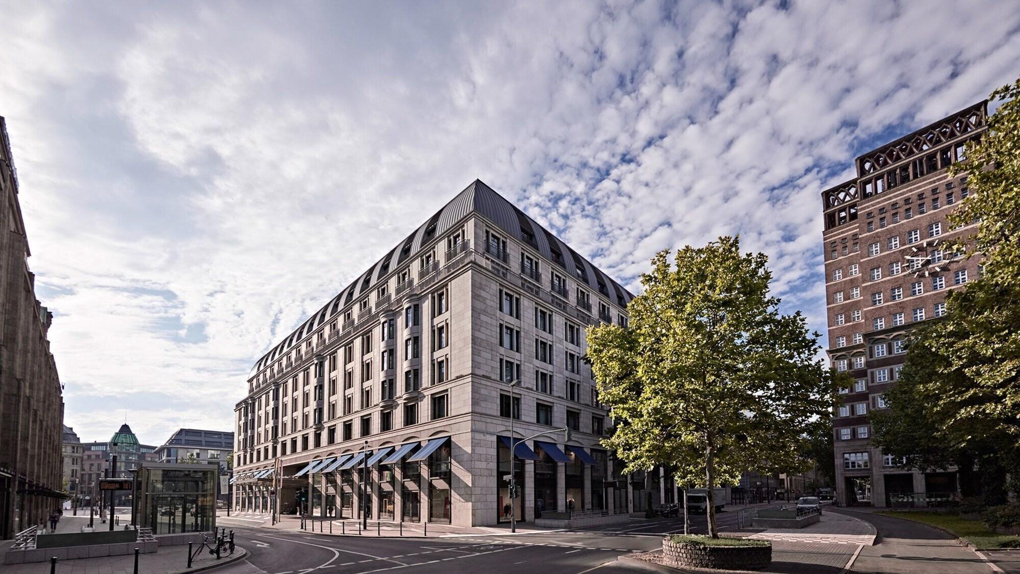 Breidenbacher Hof, Best Grandhotel 2024 - Die 101 Besten Düsseldorf Exterior foto